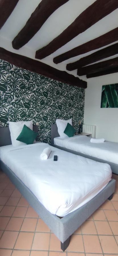 Hotel Domaine Malar à Guillerval Extérieur photo